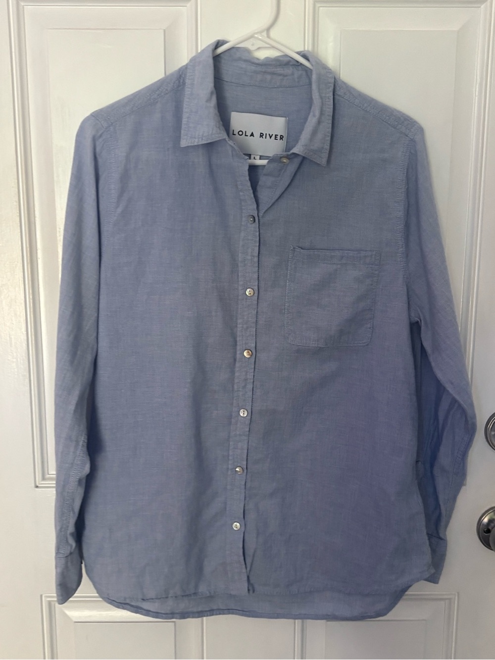 Lola River Blue Chambray Button Down Shirt 100% Cotton Women’s Large